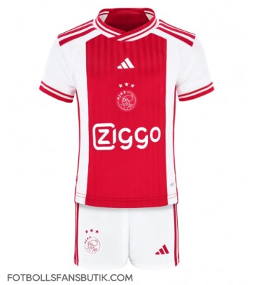 Ajax Replika Hemmatröja Barn 2023-24 Kortärmad (+ Korta byxor)